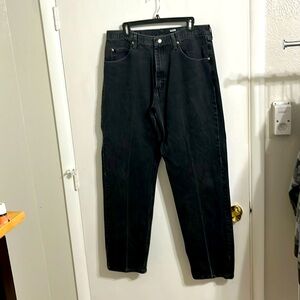 Wrangler black jeans 36 x 34 relax fit straight legs